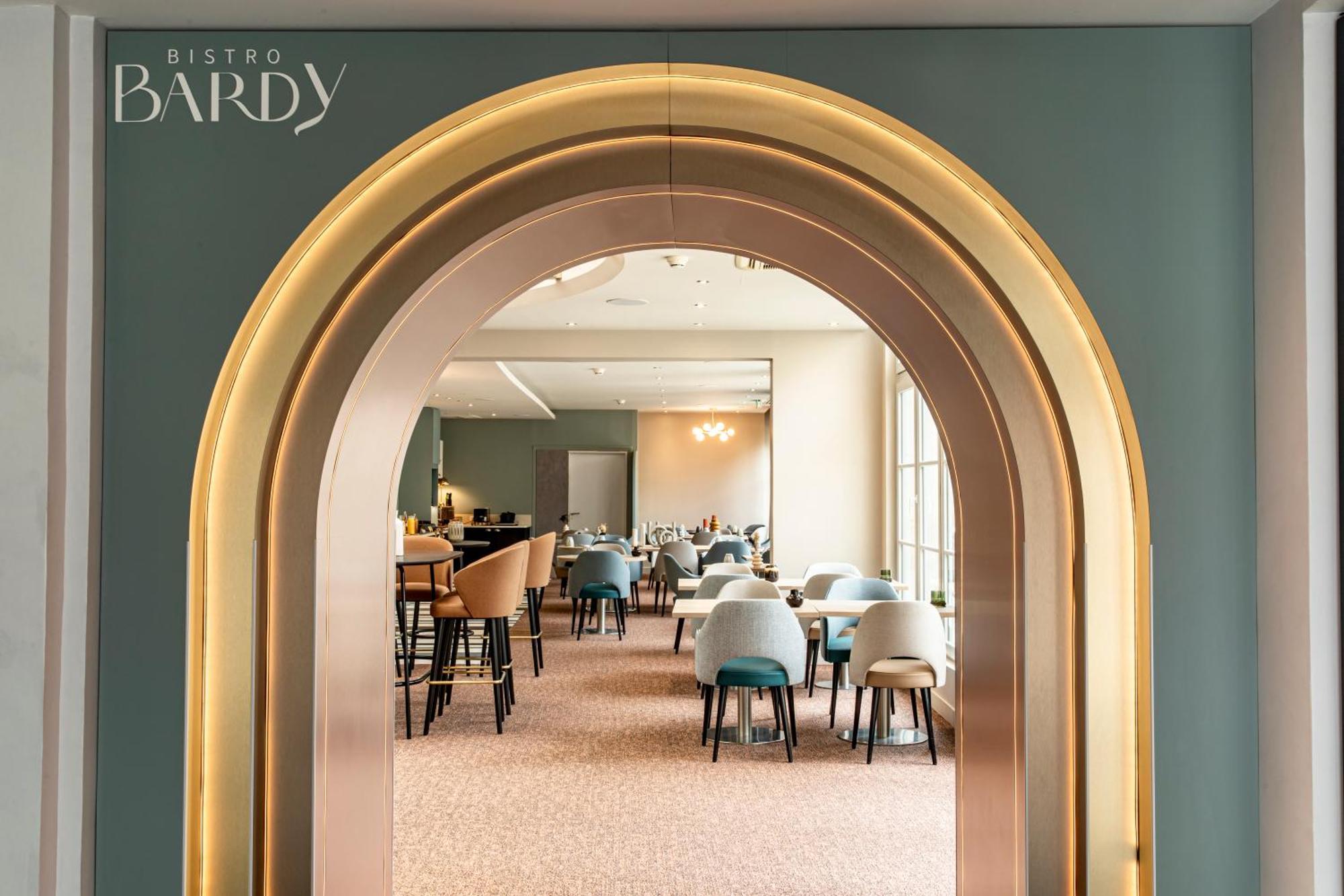 Mercure Angouleme Hotel De France Bagian luar foto